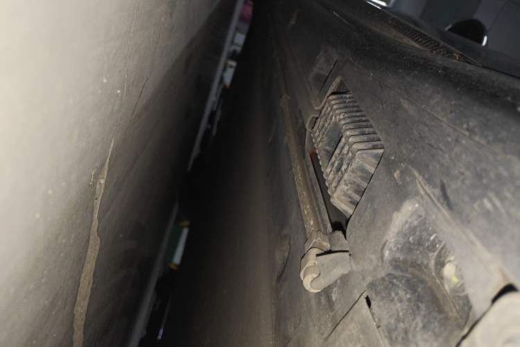 Used Xiaomi Auto SU7 Ultra 2025 Ultra Model Chassis Rear Left