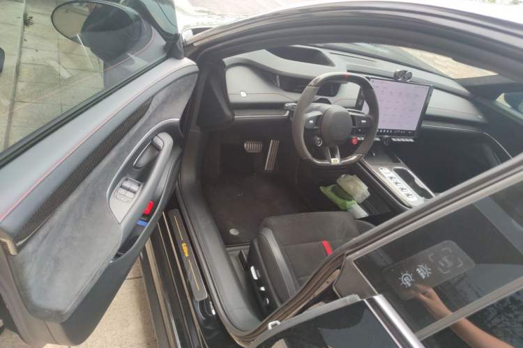 Used Xiaomi Auto SU7 Ultra 2025 Ultra Model Driver Seat