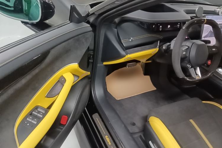 Used Xiaomi Auto SU7 Ultra 2025 Ultra Model Driver Seat