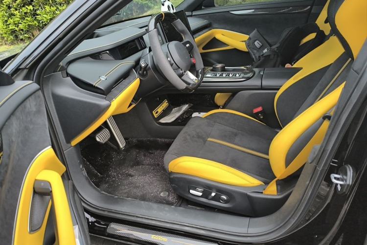 Used Xiaomi Auto SU7 Ultra 2025 Ultra Model Driver Seat