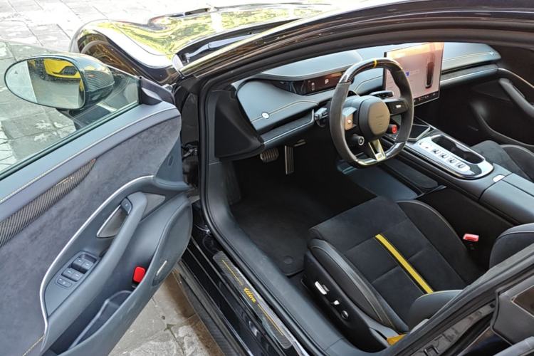 Used Xiaomi Auto SU7 Ultra 2025 Ultra Model Driver Seat