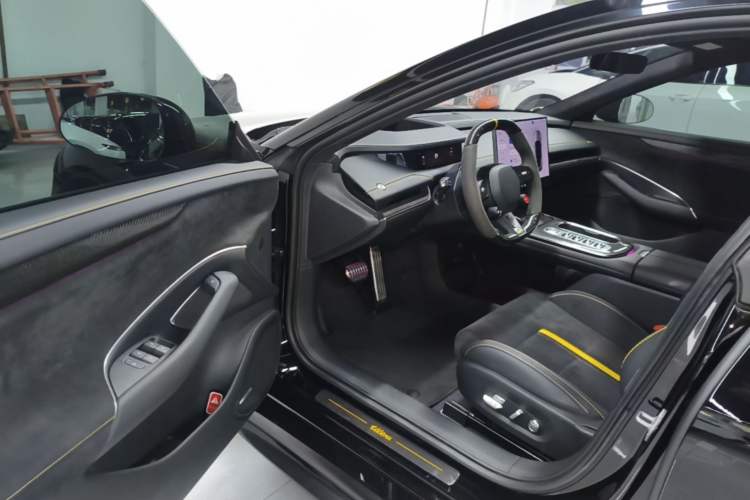 Used Xiaomi Auto SU7 Ultra 2025 Ultra Model Driver Seat