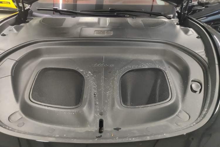 Used Xiaomi Auto SU7 Ultra 2025 Ultra Model Engine Bay