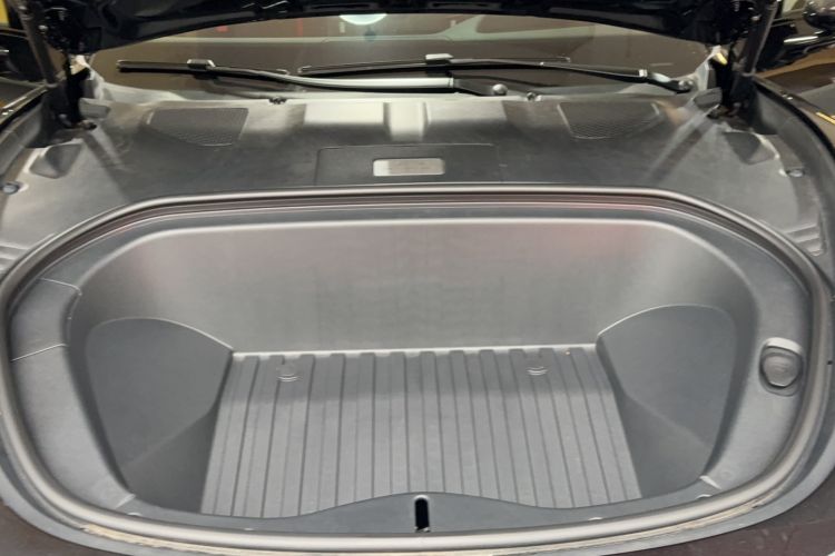 Used Xiaomi Auto SU7 Ultra 2025 Ultra Model Engine Bay