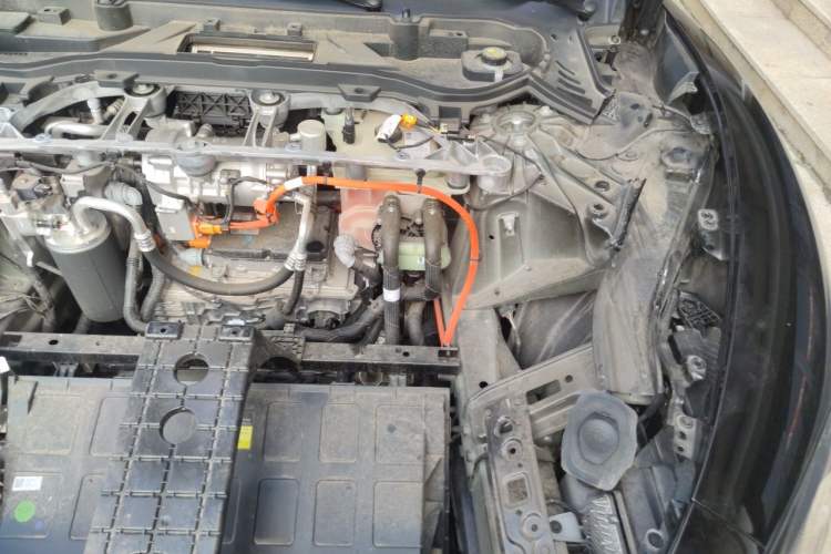 Used Xiaomi Auto SU7 Ultra 2025 Ultra Model Engine Bay Left