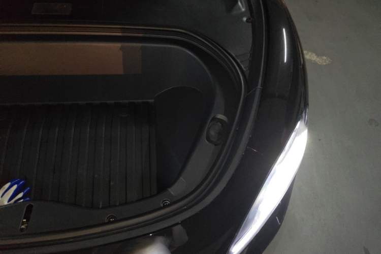 Used Xiaomi Auto SU7 Ultra 2025 Ultra Model Engine Bay Left