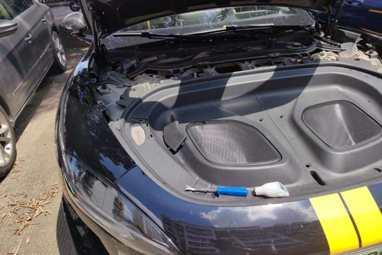 Used Xiaomi Auto SU7 Ultra 2025 Ultra Model Engine Bay Right