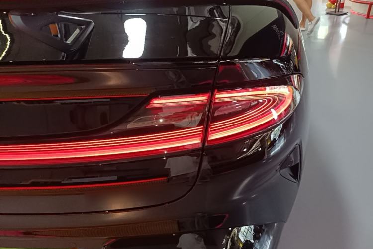 Used Xiaomi Auto SU7 Ultra 2025 Ultra Model Exterior 3