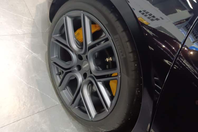 Used Xiaomi Auto SU7 Ultra 2025 Ultra Model Exterior 3
