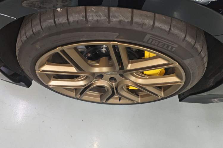 Used Xiaomi Auto SU7 Ultra 2025 Ultra Model Exterior 7