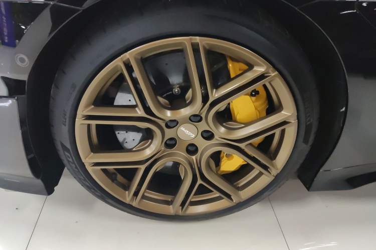 Used Xiaomi Auto SU7 Ultra 2025 Ultra Model Exterior 7