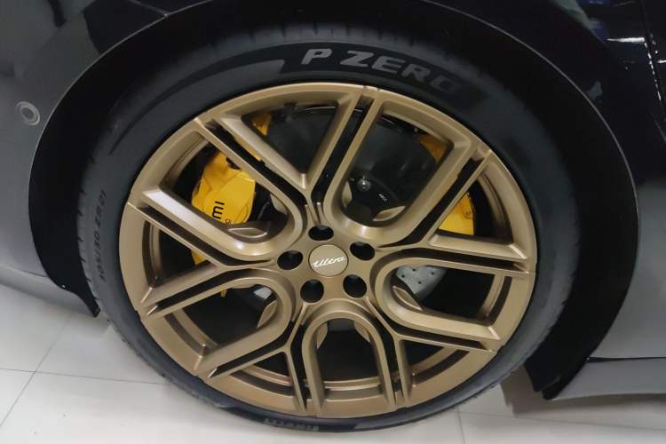 Used Xiaomi Auto SU7 Ultra 2025 Ultra Model Exterior 8