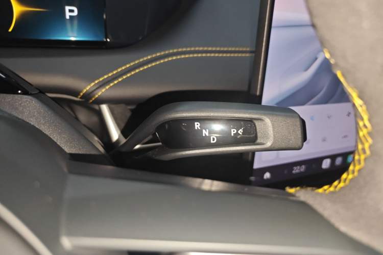 Used Xiaomi Auto SU7 Ultra 2025 Ultra Model Gear Lever