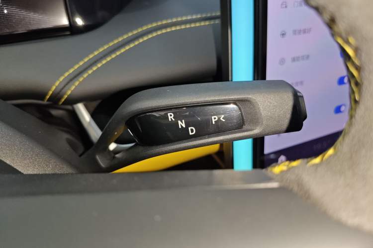 Used Xiaomi Auto SU7 Ultra 2025 Ultra Model Gear Lever