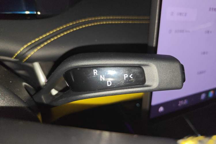 Used Xiaomi Auto SU7 Ultra 2025 Ultra Model Gear Lever