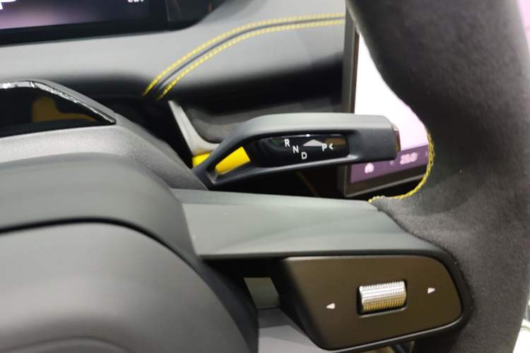 Used Xiaomi Auto SU7 Ultra 2025 Model Nürburgring Limited Edition Gear Lever