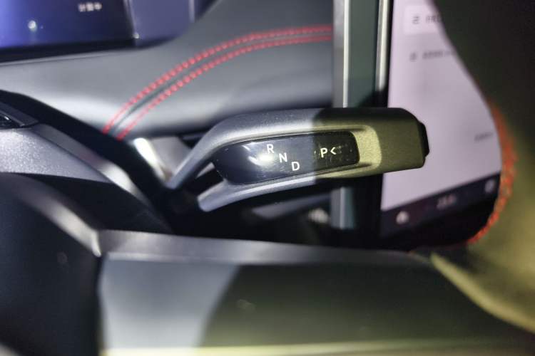 Used Xiaomi Auto SU7 Ultra 2025 Ultra Model Gear Lever