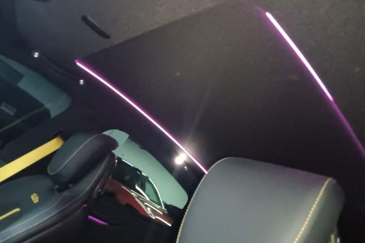 Used Xiaomi Auto SU7 Ultra 2025 Ultra Model Headliner