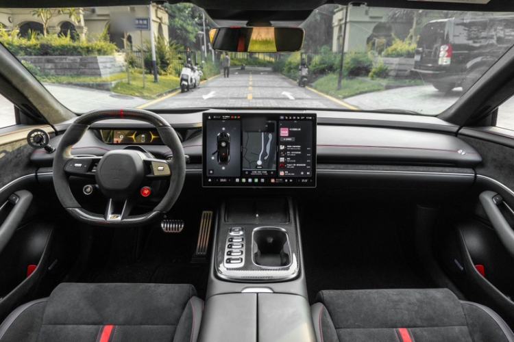 Used Xiaomi Auto SU7 Ultra 2025 Ultra Model Interior 1