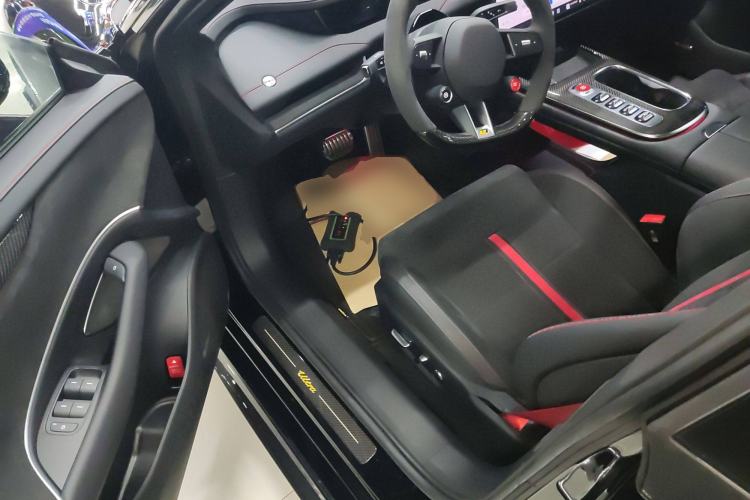 Used Xiaomi Auto SU7 Ultra 2025 Ultra Model Interior 3