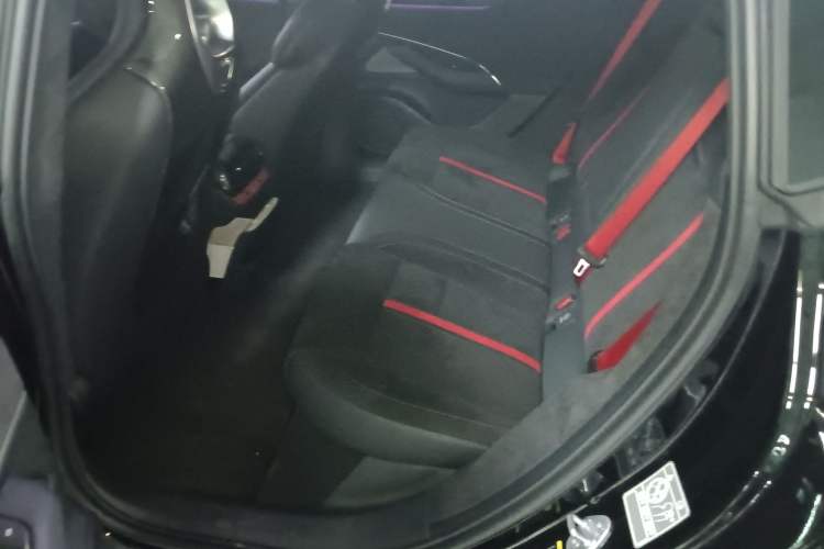Used Xiaomi Auto SU7 Ultra 2025 Ultra Model Interior 4