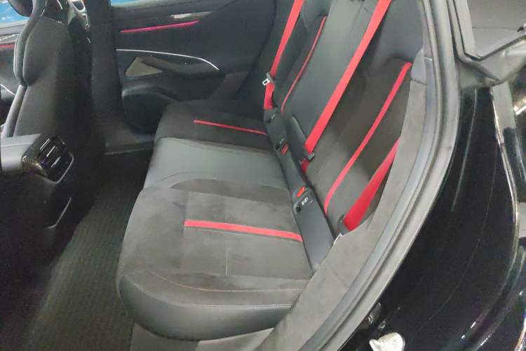 Used Xiaomi Auto SU7 Ultra 2025 Ultra Model Interior 4
