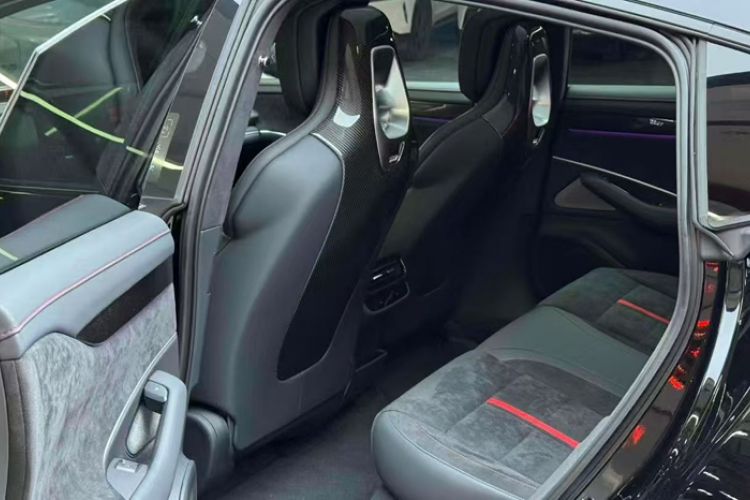 Used Xiaomi Auto SU7 Ultra 2025 Ultra Model Interior 6