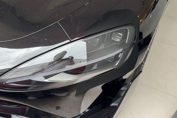 Used Xiaomi Auto SU7 Ultra 2025 Ultra Model Left Front Headlight