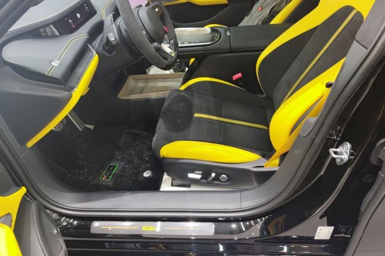 Used Xiaomi Auto SU7 Ultra 2025 Model Nürburgring Limited Edition Left Front Seat