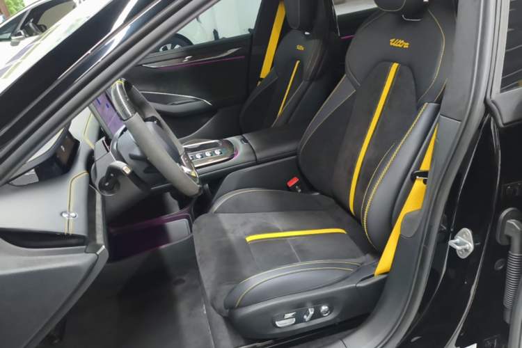 Used Xiaomi Auto SU7 Ultra 2025 Ultra Model Left Front Seat