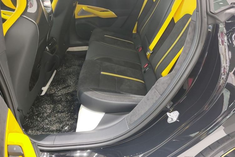 Used Xiaomi Auto SU7 Ultra 2025 Model Nürburgring Limited Edition Left Rear Seat