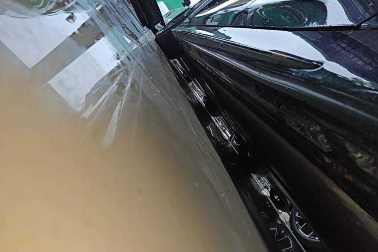 Used Xiaomi Auto SU7 Ultra 2025 Ultra Model Left Side Sill