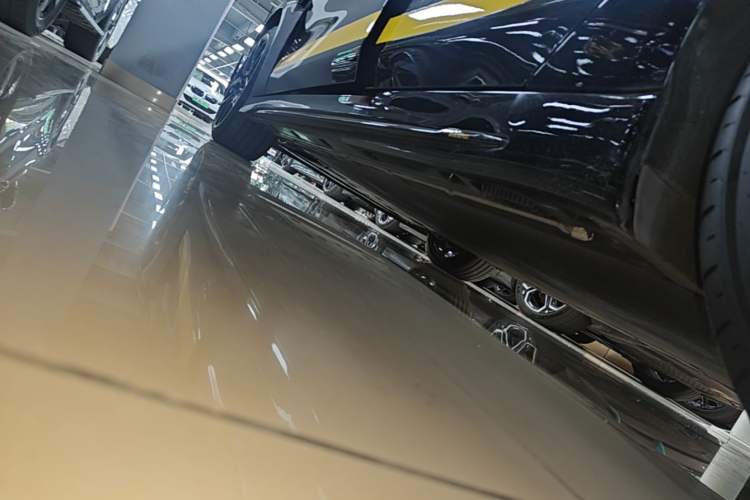 Used Xiaomi Auto SU7 Ultra 2025 Ultra Model Left Side Sill
