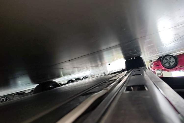 Used Xiaomi Auto SU7 Ultra 2025 Model Nürburgring Limited Edition Left Side Sill