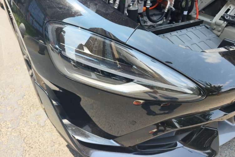 Used Xiaomi Auto SU7 Ultra 2025 Ultra Model Right Front Headlight