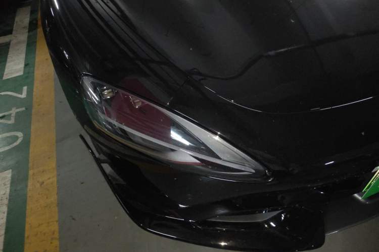 Used Xiaomi Auto SU7 Ultra 2025 Ultra Model Right Front Headlight