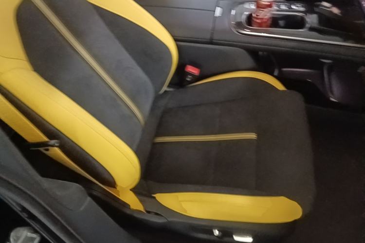 Used Xiaomi Auto SU7 Ultra 2025 Ultra Model Right Front Seat