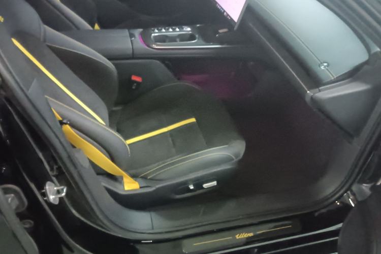 Used Xiaomi Auto SU7 Ultra 2025 Ultra Model Right Front Seat