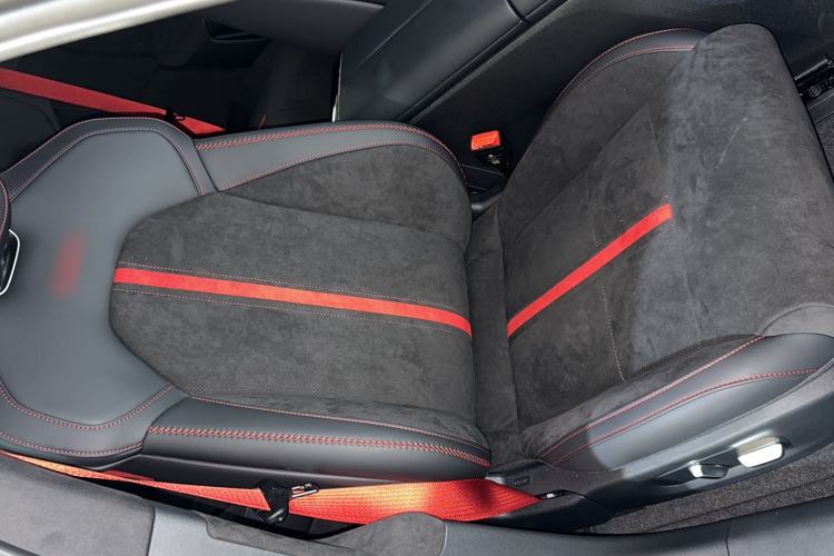 Used Xiaomi Auto SU7 Ultra 2025 Ultra Model Right Front Seat