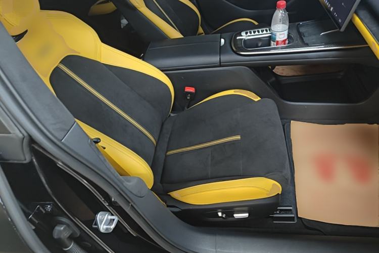 Used Xiaomi Auto SU7 Ultra 2025 Ultra Model Right Front Seat