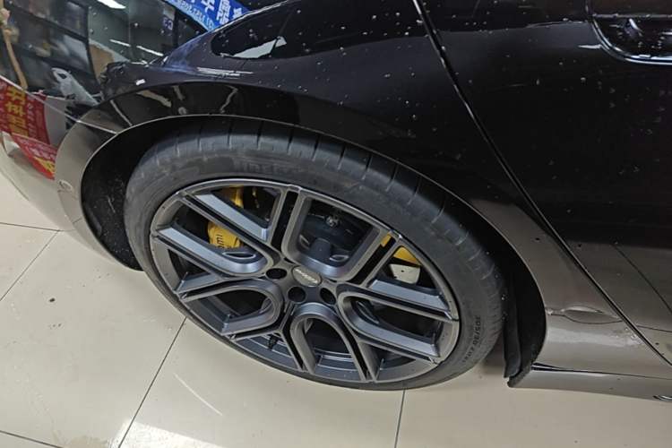 Used Xiaomi Auto SU7 Ultra 2025 Ultra Model Right Rear Wheel Hub