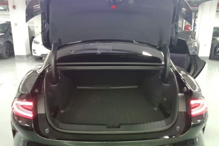 Used Xiaomi Auto SU7 Ultra 2025 Ultra Model Trunk