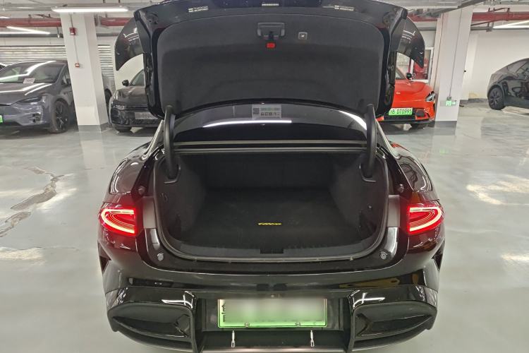 Used Xiaomi Auto SU7 Ultra 2025 Ultra Model Trunk