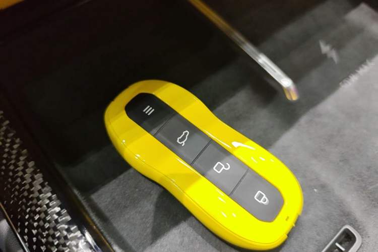 Used Xiaomi Auto SU7 Ultra 2025 Model Nürburgring Limited Edition Vehicle Key