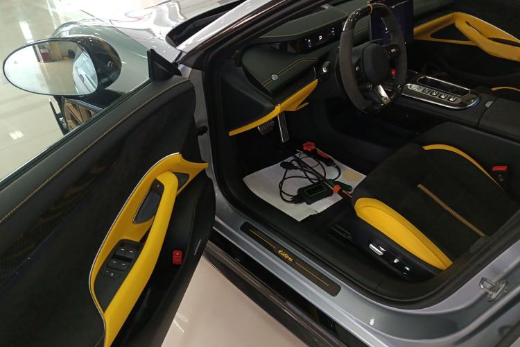 Used Xiaomi Auto SU7 Ultra 2025 Ultra Model Interior 3