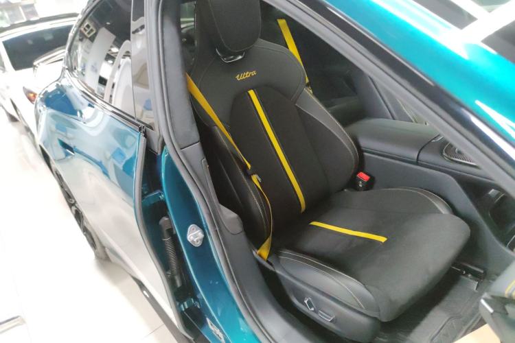 Used Xiaomi Auto SU7 Ultra 2025 Ultra Model Right Front Seat