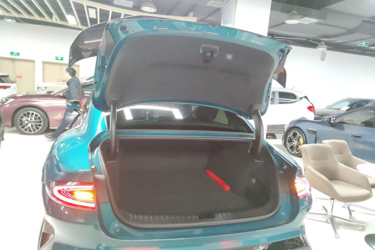 Used Xiaomi Auto SU7 Ultra 2025 Ultra Model Trunk
