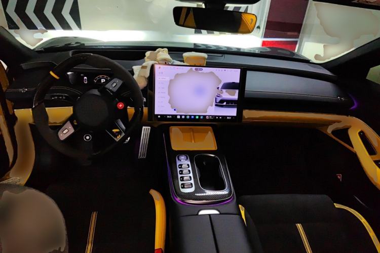 Used Xiaomi Auto SU7 Ultra 2025 Ultra Model Center Console