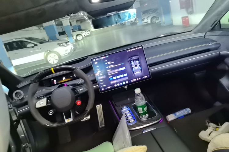 Used Xiaomi Auto SU7 Ultra 2025 Ultra Model Center Console