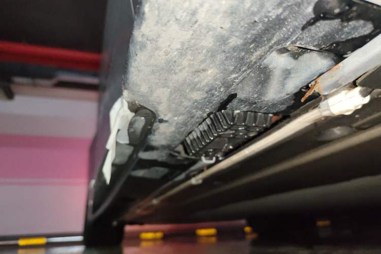 Used Xiaomi Auto SU7 Ultra 2025 Ultra Model Chassis Front Right